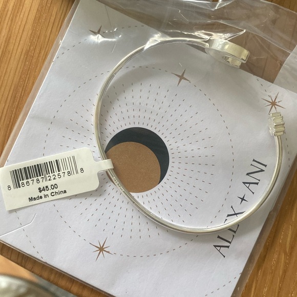 New with Box!!! One NWT Alex and Ani Sun and Moon flex bracelet cuff - Picture 2 of 6